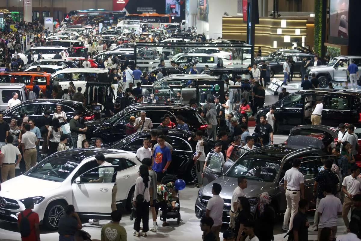 10 Tren Penjualan Mobil Indonesia: Optimisme Pasar Otomotif di Tengah Pelemahan Ekonomi